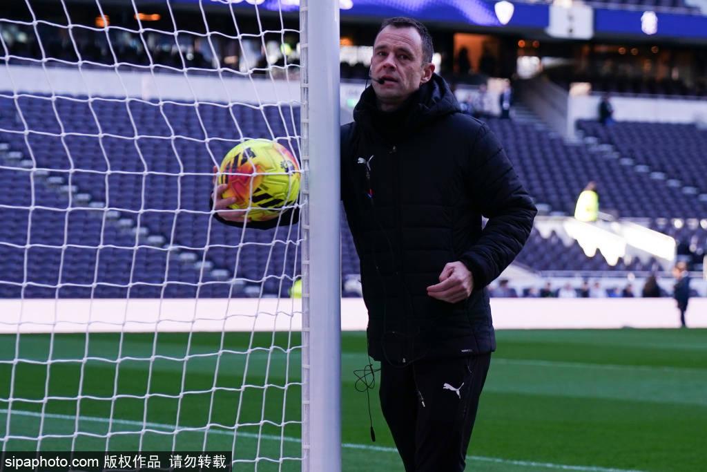 ท็อตแน่ม ฮ็อตสเปอร์ ประสบปัญหาอาการบาดเจ็บ: เบนตันกูร์ ได้รับบาดเจ็บอย่างรุนแรง, คูดูส กลับมาหลังพักเบรกทีมชาติ การโจมตี แฟนคลับ