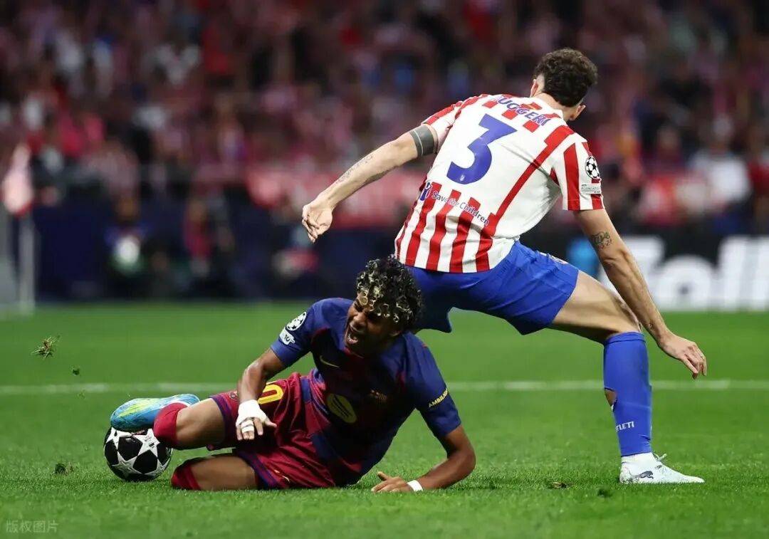 ในฐานะแฟนบอลเรอัล มาดริด ผมไม่เคยเป็นเหมือนตอนนี้เลย ดังนั้น หวังว่าแอตเลติโก มาดริด จะคว้าแชมป์แชมเปี้ยนส์ลีก_ควอเตอร์ไฟนอล_ซิโมนี_บาร์เซสในฤดูกาลนี้