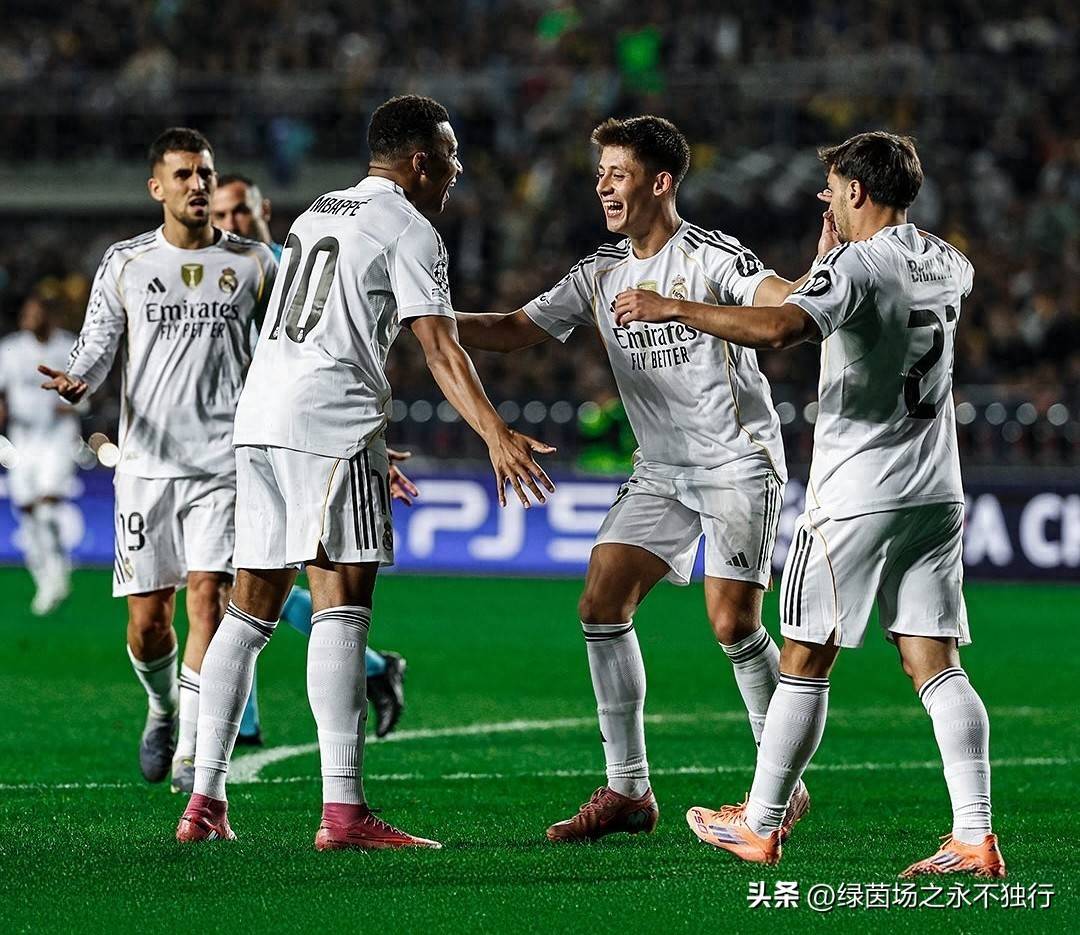 เรอัล มาดริด: นักเตะอัจฉริยะมูลค่า 60 ล้านยูโรกลายเป็นส่วนเกินของทีม ไม่ได้รับโอกาสลงสนามภายใต้การคุมทีมของอลอนโซ่ และย้ายออกในช่วงตลาดซื้อขายนักเตะฤดูหนาว – โรมาโน่ยืนยัน เดเร็ก แชมเปี้ยนส์ลีก มาร์กเซย