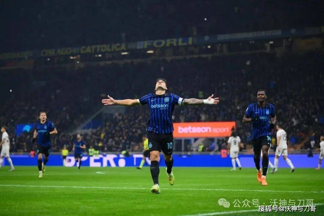 คำแนะนำฟุตบอลของพี่มีดเมื่อวานนี้ถูกต้อง 18 จาก 14 คู่ – โชคดีมาก ๆ แต่ถูกขัดจังหวะโดยการแข่งขันระดับนานาชาติ คุณจะทำอะไรได้ล่ะ! 