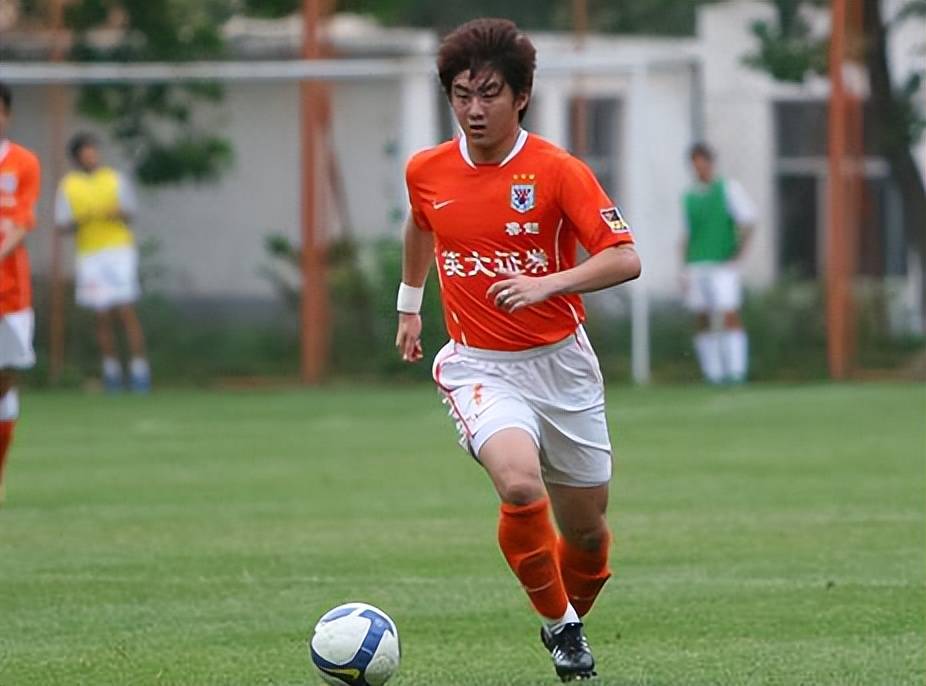 ข่าวดี! โค้ชหนุ่มชาวท้องถิ่นของซานตง ลู่เนิง ได้ประกาศอย่างเป็นทางการแล้วว่าจะย้ายไปต่างประเทศ เพื่อเป็นผู้นำสโมสรใหม่ในลีกเอิง 1 ชู หม่าเจิน กล่าวอำลาพร้อมคำอวยพรที่ดีที่สุด ฉู่เผิง, หานเผิง และทีมเยาวชน