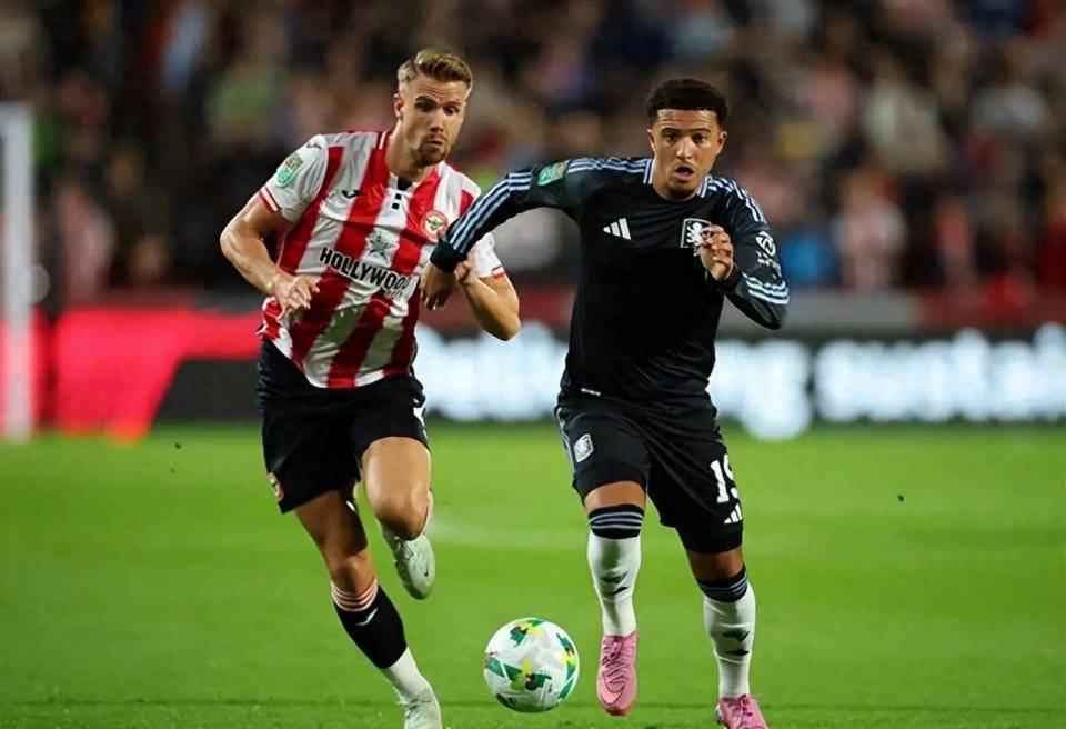 ดอร์ทมุนด์ปฏิเสธการกลับมาของซานโช่อย่างหนัก ค่าเหนื่อยสูงและฟอร์มที่ย่ำแย่ทำให้การกลับมาไม่น่าเป็นไปได้ _แอสตัน วิลล่า_ แมนเชสเตอร์ ยูไนเต็ด_ แมนเชสเตอร์ ยูไนเต็ด