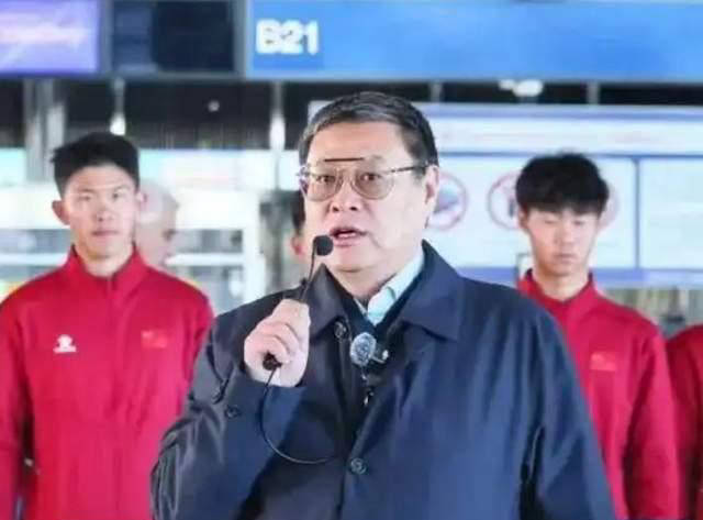 ผู้อำนวยการสถาบันเยาวชนของออแซร์แสดงความประหลาดใจ: นักเตะจีนเตรียมเข้าร่วมทีมเยาวชนลีกเอิง 1 ของฝรั่งเศส!_โจว หยุนเจี๋ย_ทีมชาติเยาวชน_ฝรั่งเศส