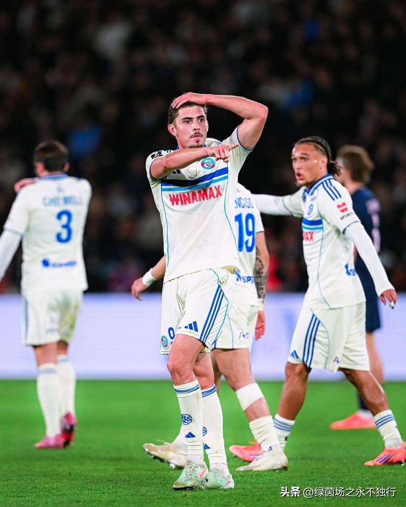 ทางออกสำหรับกองหน้าตัวเป้าของเชลซี: คู่หอกตัวสำรองสูงใหญ่ครองลีกเอิง ทำประตูรวมกัน 16 ลูก! _Emera_ สตราสบูร์ก เอฟซี _Pani_