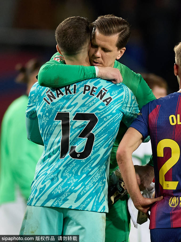 ปัญหาทางการเงินของบาร์เซโลนา: ยักษ์ใหญ่ที่มีเท้าเป็นดินเหนียวท่ามกลางรายได้มหาศาล: อาร์เซนอล, เรอัล มาดริด ปัญหาทางการเงินของบาร์เซโลนา: ยักษ์ใหญ่ที่มีเท้าเป็นดินเหนียวท่ามกลางรายได้มหาศาล: อาร์เซนอล, เรอัล มาดริด