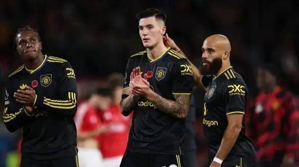 เดิมพัน 60 ล้านยูโร! แมนเชสเตอร์ ยูไนเต็ด คว้าตัวดาวรุ่งสายฟ้าชาวเยอรมัน ดอร์ทมุนด์ซ่อนศักยภาพที่ซ่อนอยู่_อาเดเยมี_กองหน้า_แทคติก