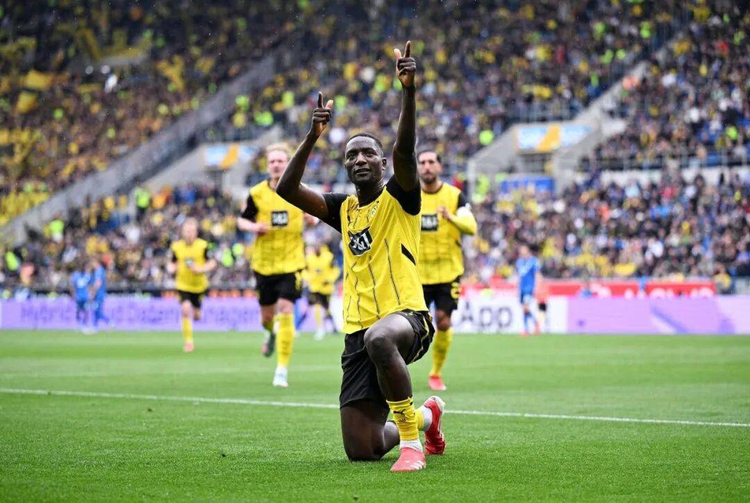 เงินเดือนประจำปี 20 ล้านยูโร: เกษียณอายุที่ซาอุดีอาระเบียตอนอายุ 29? _กิโร่_ _โบรุสเซีย ดอร์ทมุนด์_ _ฤดูกาลนี้_