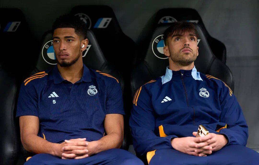 ประกาศอย่างเป็นทางการ! กองหลังตัวหลักของเรอัล มาดริด ต้องพักการแข่งขันเป็นเวลา 3 สัปดาห์ เหลือเซ็นเตอร์แบ็คที่ฟิตเพียงคนเดียวในทีมชุดใหญ่_มิลิเตา_การแข่งขัน_ชาบี อลอนโซ่