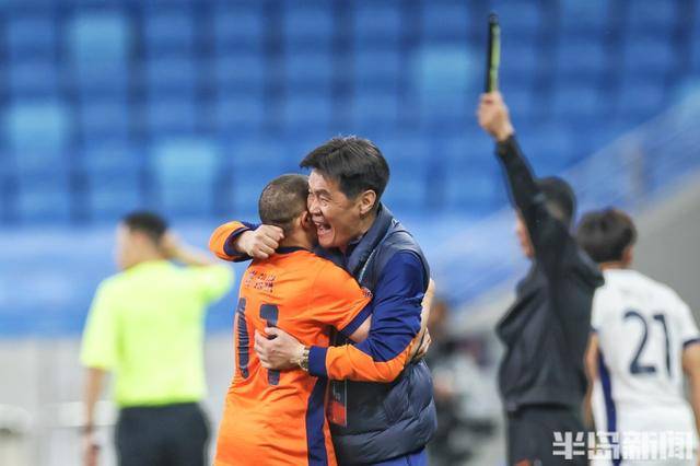 ซิลวาทำสองประตูช่วยให้ไฮเนาอยู่รอดในฤดูกาลที่น่าตื่นเต้น _เจ้อเจียง เอฟซี_ ไฮเนา เอฟซี_ นักเตะต่างชาติ