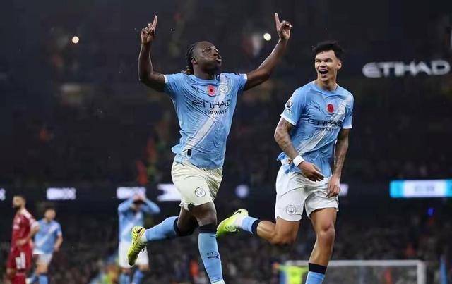 แชมป์และคู่ท้าชิง: แมนเชสเตอร์ ซิตี้ และ ไบเออร์ เลเวอร์คูเซ่น ภายใต้ท้องฟ้ายามค่ำคืนแห่งแชมเปียนส์ลีก สนามเอติฮัด สเตเดียม อันดับตารางลีก การแข่งขัน