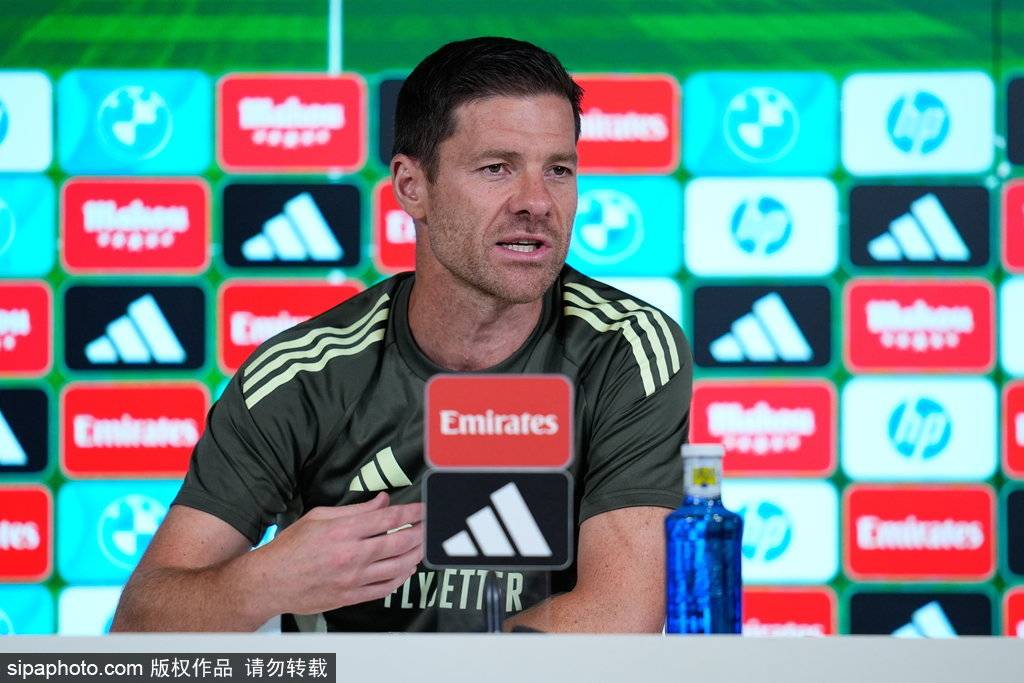 อลอนโซ่ตกอยู่ในอันตราย! รายงานระบุว่า เรอัล มาดริด อาจทนไม่ได้หากต้องเผชิญกับสถานการณ์ไร้ชัยชนะติดต่อกันสี่นัด โดยมีความเป็นไปได้ที่จะมีการเปลี่ยนผู้จัดการทีมกลางฤดูกาล_ลาลีกา_ยูฟ่า แชมเปียนส์ลีก_แมตช์ อลอนโซ่ตกอยู่ในอันตราย! รายงานระบุว่า เรอัล มาดริด อาจทนไม่ได้หากต้องเผชิญกับสถานการณ์ไร้ชัยชนะติดต่อกันสี่นัด โดยมีความเป็นไปได้ที่จะมีการเปลี่ยนผู้จัดการทีมกลางฤดูกาล_ลาลีกา_ยูฟ่า แชมเปียนส์ลีก_แมตช์