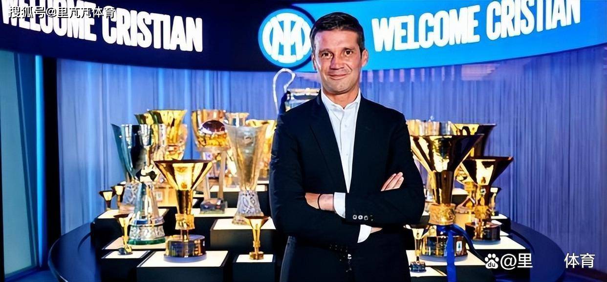 อินเตอร์ มิลานจะไม่ขายเอ็นริเก้: ผู้บริหารเนรัซซูรี่จะให้โอกาสเขา โดยอนุญาตให้ซิบิโอเน่พัฒนาผู้สืบทอดต่อไป_Bony_aspect_Serie A อินเตอร์ มิลานจะไม่ขายเอ็นริเก้: ผู้บริหารเนรัซซูรี่จะให้โอกาสเขา โดยอนุญาตให้ซิบิโอเน่พัฒนาผู้สืบทอดต่อไป_Bony_aspect_Serie A