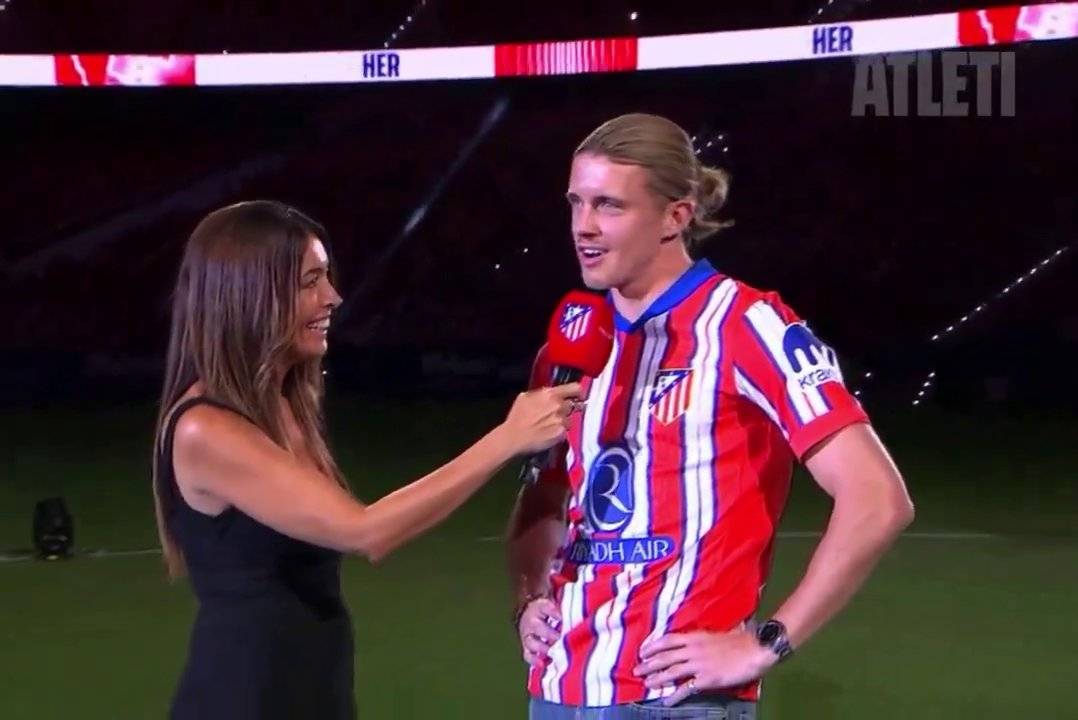 แมนเชสเตอร์ ยูไนเต็ด อาจเซ็นสัญญากับกัลลาเกอร์ด้วยค่าตัว 35 ล้านปอนด์! 16 สโมสรในพรีเมียร์ลีกสนใจ นักเตะต้องการย้ายทีมในช่วงตลาดซื้อขายหน้าหนาว _เชลซี_ _แอตเลติโก มาดริด_ _อาร์เซนอล_