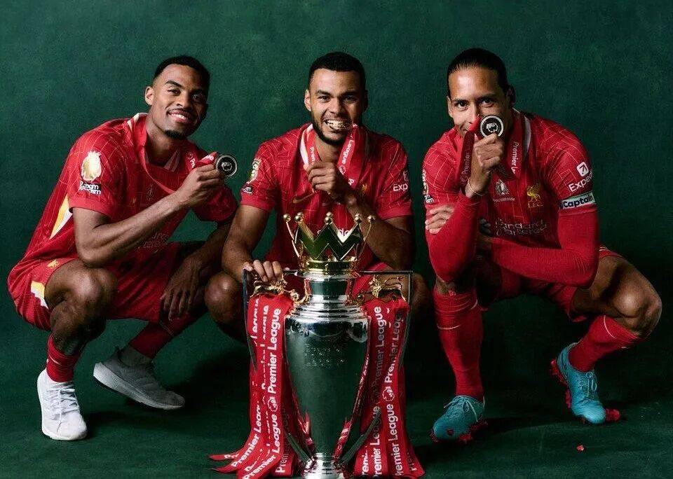 ผลการจับสลากฟุตบอลโลก 2026 ประกาศแล้ว: นักเตะลิเวอร์พูลทำผลงานอย่างไร? ความระทึกใจของซาลาห์ในรอบเพลย์ออฟ ผลการจับสลากฟุตบอลโลก 2026 ประกาศแล้ว: นักเตะลิเวอร์พูลทำผลงานอย่างไร? ความระทึกใจของซาลาห์ในรอบเพลย์ออฟ