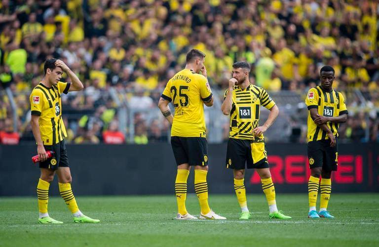 วันอาทิตย์ 023 บทวิเคราะห์บุนเดสลีกา: โบรุสเซีย ดอร์ทมุนด์ พบ ฮอฟเฟ่นไฮม์ ดราก้อนส์เจ้าบ้าน vs. ดราก้อนส์ทีมเยือน ฟอร์มล่าสุด: ไบเออร์ เลเวอร์คูเซ่น