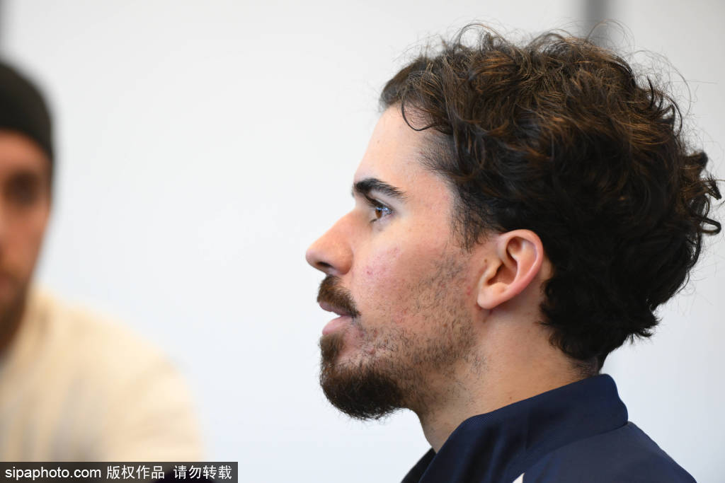 ดาวคู่แฝดของปารีส แซงต์-แชร์กแมงส่องแสงเจิดจ้า! โปรแกรมอะคาเดมีเยาวชนของเอนริเก้ให้ผลสำเร็จ คว้าชัยชนะ 4-0 ในรอบ 16 ทีมสุดท้ายของศึกเฟรนช์คัพ | ชัยชนะ | คะแนน