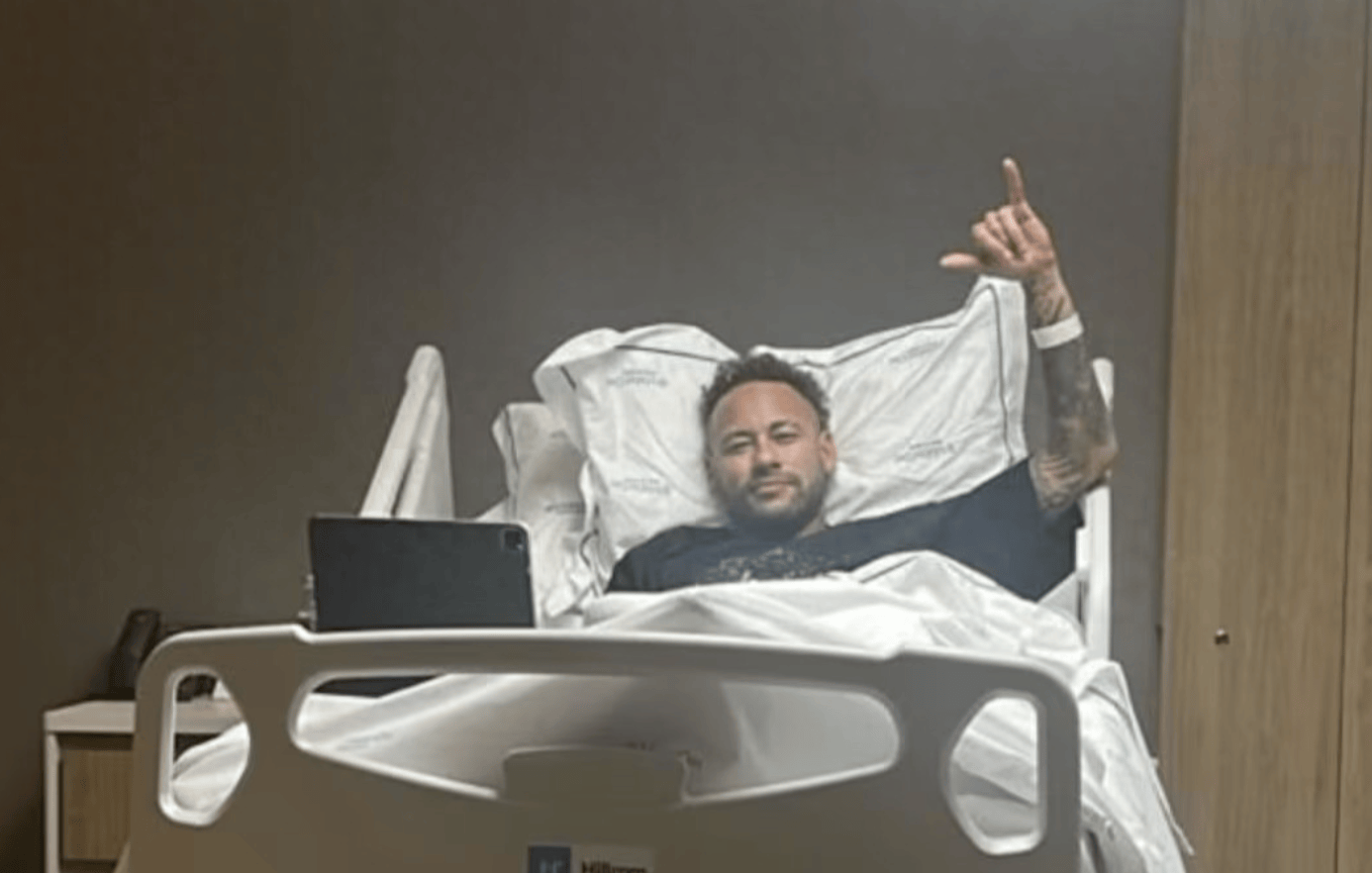 เนย์มาร์เข้ารับการผ่าตัดในวัย 33 ปี: พักรักษาตัว 3 เดือน! การเข้าร่วมฟุตบอลโลกอาจเสี่ยง เสื้อหมายเลข 10 ของบราซิลเปลี่ยนเจ้าของ_โรดริโก_อันเชล็อตติ_ซานโตส เนย์มาร์เข้ารับการผ่าตัดในวัย 33 ปี: พักรักษาตัว 3 เดือน! การเข้าร่วมฟุตบอลโลกอาจเสี่ยง เสื้อหมายเลข 10 ของบราซิลเปลี่ยนเจ้าของ_โรดริโก_อันเชล็อตติ_ซานโตส