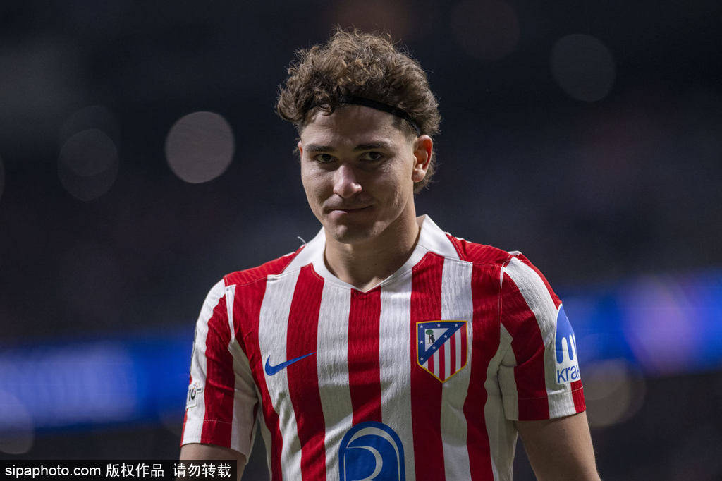 สมาชิกบาร์เซโลนาลงคะแนนเสียงเป้าหมายการย้ายทีม: สไปเดอร์แมนเฉือนฮาแลนด์, เมสซี่อันดับหก, เอ็มบัปเป้ที่ 12 คูคูเรญ่ามีส่วนแบ่งการโหวต สมาชิกบาร์เซโลนาลงคะแนนเสียงเป้าหมายการย้ายทีม: สไปเดอร์แมนเฉือนฮาแลนด์, เมสซี่อันดับหก, เอ็มบัปเป้ที่ 12 คูคูเรญ่ามีส่วนแบ่งการโหวต