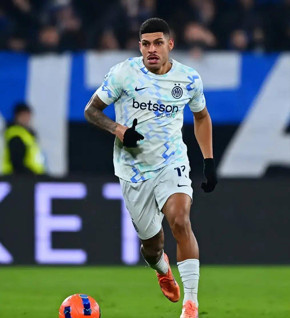 40 ล้านยูโร! ประตูของเลาตาโร่ช่วยให้อินเตอร์คว้าชัยเหนืออตาลันต้า ในขณะที่ศึกการแย่งตัวนักเตะยังคงดุเดือด! _การแข่งขัน_ ฟลาตาซี เลสตรา