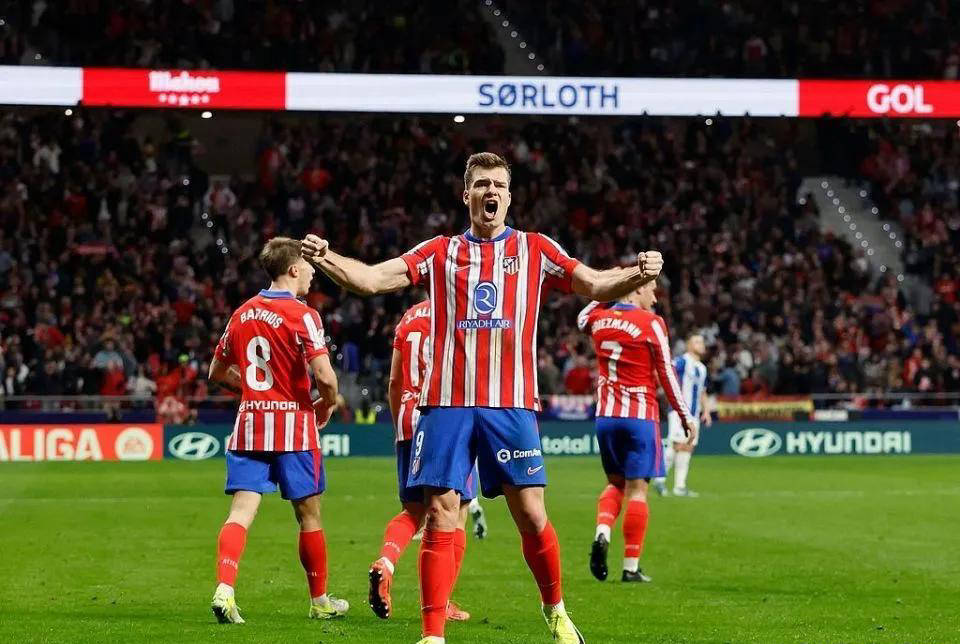 ปัญหาการทำประตูของยูเวนตุสยังคงอยู่ ขณะที่พวกเขามุ่งเป้าไปที่เครื่องจักรทำประตูของแอตเลติโก เซร์จิโอ: พวกเขาต้องการอะไรกันแน่? _ฟิโอก_ แอตเลติโก มาดริด เฟเนร์บาห์เช