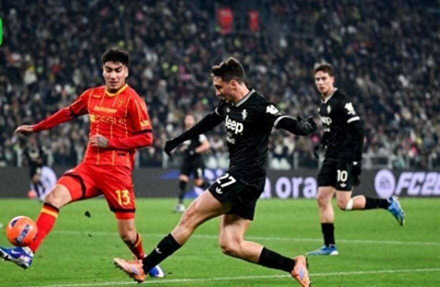 ตารางคะแนนเซเรียอาปั่นป่วน! มิลานเงียบๆ คว้าตำแหน่งจ่าฝูง ขณะที่ยูเวนตุสและโรม่าสะดุดทั้งคู่ เปลี่ยนโฉมหน้าการลุ้นแชมป์ในชั่วข้ามคืน_เลชเช_อินเตอร์_นาโปลี