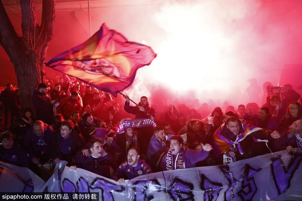 บาร์เซโลนาเตรียมเดินทางไปซาอุดีอาระเบีย พร้อมเปิดเผยรายชื่อนักเตะชุดซูเปอร์คัพ! การกลับมาของอารัวโฆ่เป็นจุดสนใจ_ตอร์เรส_ทีมเยาวชน_แชมเปียนส์ลีก