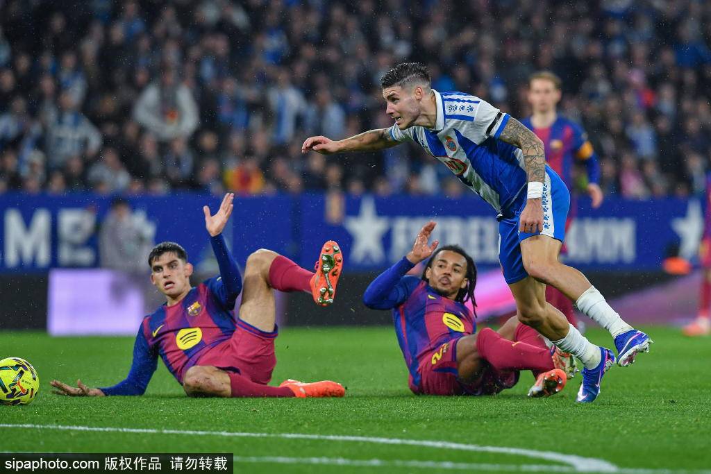 การ์เซีย เวอร์ดูลา: ผู้ตัดสินตัวอย่างในดาร์บี้, แบบอย่างที่ดีสำหรับผู้เล่น การแข่งขัน | การตัดสิน | คาตาลัน