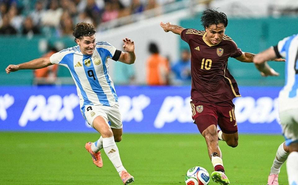 ปัญหาการทำประตูยังคงอยู่! บาร์เซโลน่าได้ใส่ชื่อคุณไว้ในรายชื่อนักเตะที่ต้องการซื้อตัว, แอตเลติโก มาดริดฝากความหวังในการทำประตูไว้กับคุณ – คุณคิดอย่างไร? _Álvarez_ form_Simeone ปัญหาการทำประตูยังคงอยู่! บาร์เซโลน่าได้ใส่ชื่อคุณไว้ในรายชื่อนักเตะที่ต้องการซื้อตัว, แอตเลติโก มาดริดฝากความหวังในการทำประตูไว้กับคุณ – คุณคิดอย่างไร? _Álvarez_ form_Simeone