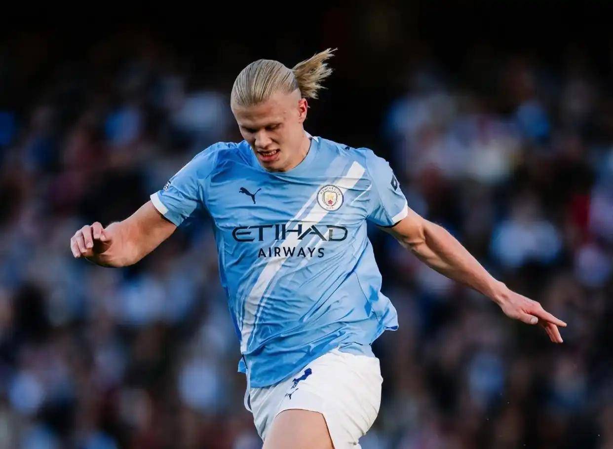 พรีเมียร์ลีก - อาร์เซนอล 3-1 ลิเวอร์พูล: ปืนใหญ่ล้างแค้น, ขยายช่องว่าง | พรีวิว_เยือน_แชมเปียนส์ลีก_แมนเชสเตอร์ ยูไนเต็ด