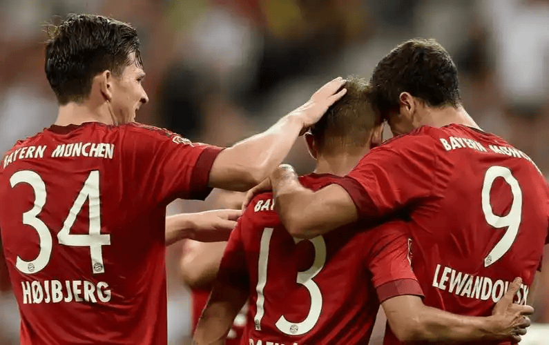 ศึกบุนเดสลีกา: บาเยิร์น มิวนิค มุ่งมั่นคว้าชัยชนะในบ้านเป็นนัดที่เจ็ดติดต่อกันเพื่อเสริมความแข็งแกร่งของตำแหน่งผู้นำ ขณะที่โวล์ฟสบวร์กต่อสู้เพื่อความอยู่รอดหลังจากพ่ายแพ้หกนัดติดต่อกัน การป้องกัน การโจมตี แชมเปียนส์ลีก