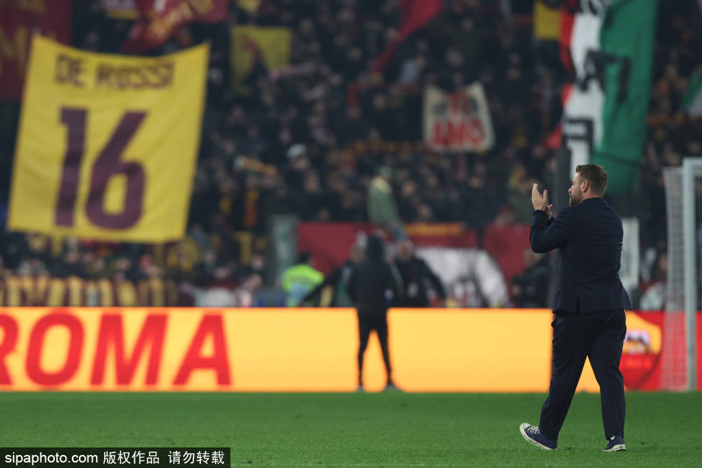 โรม่าไม่ยอมแพ้: ทีมของกัสเปรินี่จะสร้างความปั่นป่วนให้กับอินเตอร์และเอซีมิลานในเซเรียอาได้อีกครั้งอย่างไร? _การแข่งขัน_ตารางลีก_แชมเปียนส์ลีก โรม่าไม่ยอมแพ้: ทีมของกัสเปรินี่จะสร้างความปั่นป่วนให้กับอินเตอร์และเอซีมิลานในเซเรียอาได้อีกครั้งอย่างไร? _การแข่งขัน_ตารางลีก_แชมเปียนส์ลีก