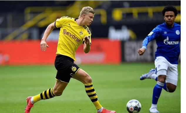 ฮาแลนด์ยังคงมีไพ่บางใบอยู่ในมือ เมื่อเขาเข้าร่วมทีมดอร์ทมุนด์ เขาได้ร่วมงานกับนักเตะชื่อมอร์ค ซึ่งปัจจุบันอยู่ที่แมนเชสเตอร์ ซิตี้