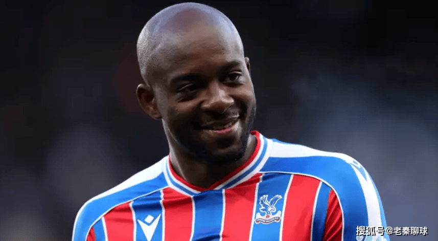 ยูเวนตุสสอบถามความสนใจในตัวดาวเด่นของคริสตัล พาเลซ; เอเมรี่คว้ารางวัลผู้จัดการทีมยอดเยี่ยมประจำเดือนเป็นครั้งที่สาม; คาลเวิร์ต-ลูวินได้รับการแต่งตั้งเป็นนักเตะยอดเยี่ยมประจำเดือนธันวาคม _แอสตัน วิลล่า_ _การแข่งขัน_ _อาร์เซนอล_