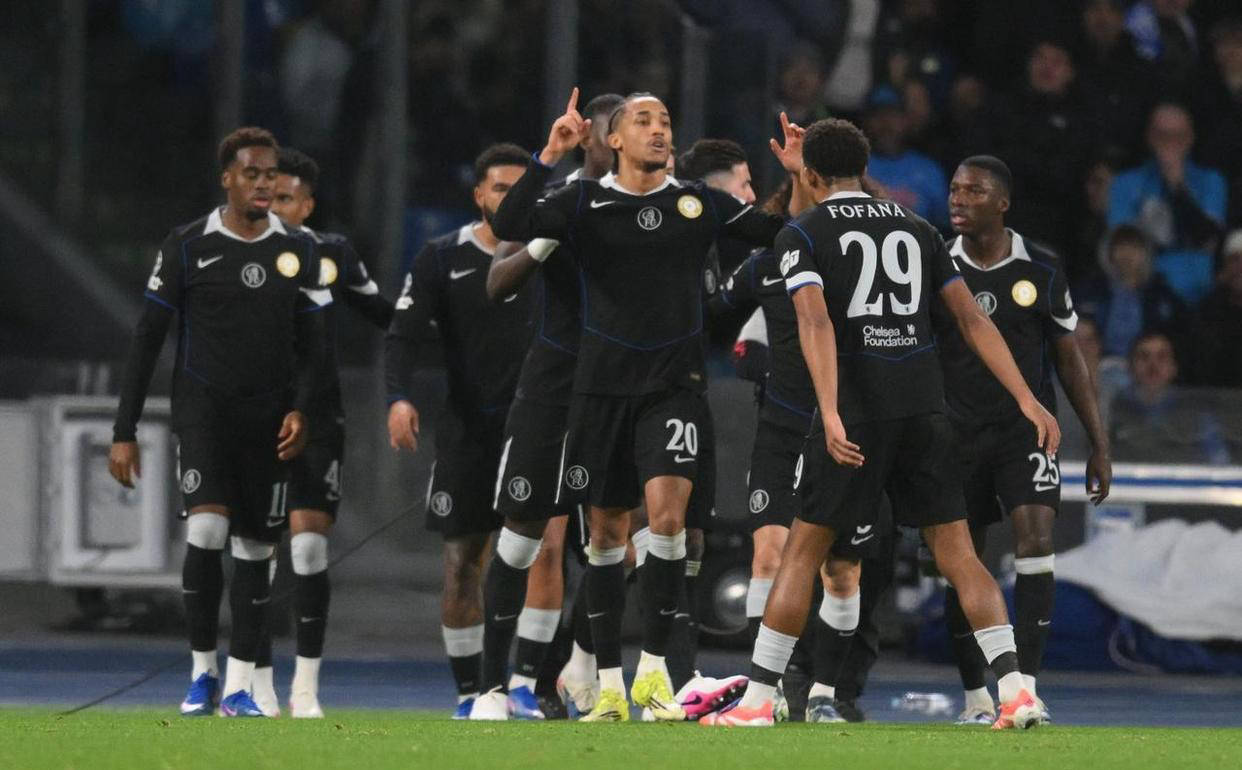 เชลซีพลิกสถานการณ์ในเกมเยือน เอาชนะนาโปลี 2-3; การวิเคราะห์หลังการแข่งขันเผยให้เห็น แมตช์: เปโดร, มาติอัส เชลซีพลิกสถานการณ์ในเกมเยือน เอาชนะนาโปลี 2-3; การวิเคราะห์หลังการแข่งขันเผยให้เห็น แมตช์: เปโดร, มาติอัส