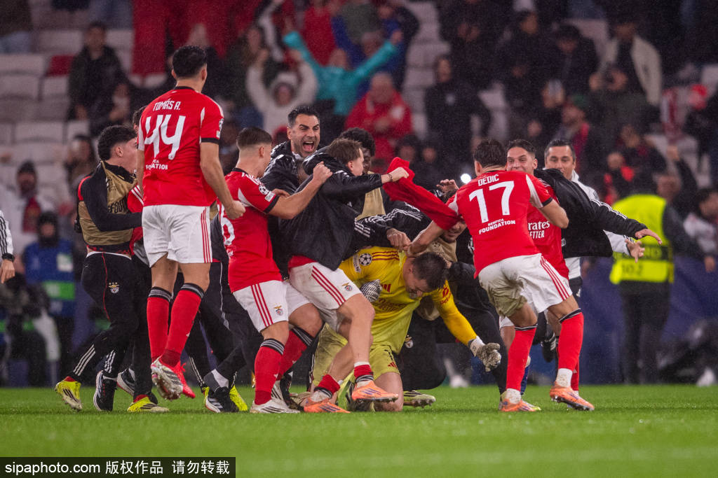 นักเตะดาวดังของเรอัล มาดริด รวมตัวกันเพื่อสร้างทีม! วินิซิอุสและเอ็มบัปเป้เป็นเจ้าภาพ, ลู宁ออกก่อนใคร, อาเซนซิโอไม่กลับจนถึงตีสาม_มื้อค่ำ_แชมเปียนส์ลีก_เรอัล มาดริด