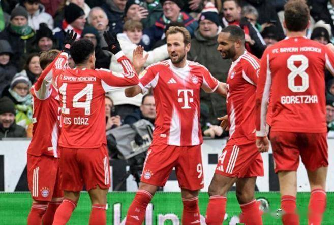 บาเยิร์น มิวนิค 3-0: ชนะสามนัดรวด นำจ่าฝูงทิ้งห่างหกแต้ม เคนฟอร์มร้อนแรงซัดสองประตู, เกิทเซ่ก้าโชว์ฟอร์มโดดเด่น การแข่งขัน: ยูฟ่า แชมเปียนส์ลีก, อาร์เซนอล บาเยิร์น มิวนิค 3-0: ชนะสามนัดรวด นำจ่าฝูงทิ้งห่างหกแต้ม เคนฟอร์มร้อนแรงซัดสองประตู, เกิทเซ่ก้าโชว์ฟอร์มโดดเด่น การแข่งขัน: ยูฟ่า แชมเปียนส์ลีก, อาร์เซนอล