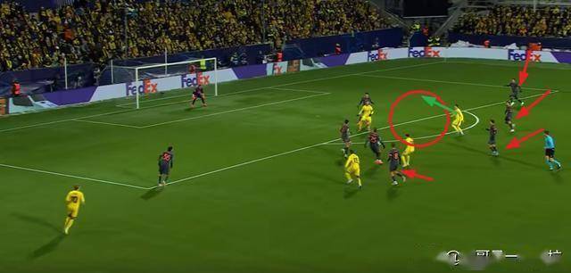 อินเตอร์เผชิญอันตรายมากขึ้นหลังพ่ายแพ้อย่างยับเยิน ถูกปิดล้อมจากทุกทิศทางโดยเหลือกองกลางที่ฟิตเพียงสามคนเท่านั้น_แมตช์_บาเรลล่า_แชมเปียนส์ลีก