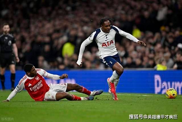 อาร์เซนอลขอบคุณสเปอร์สที่มอบ 6 คะแนนให้พวกเขา! โดยเฉพาะหลังจากขัดขวางแมนเชสเตอร์ซิตี้ด้วยชัยชนะและเสมอ – ญาติห่างๆ ไม่สามารถเทียบได้กับเพื่อนบ้านใกล้ชิด! _Yorkers_ กลยุทธ์_ กองกลาง