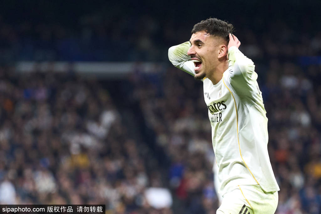 ซูเปอร์สตาร์ของเรอัล มาดริด วินิซิอุส ถึงจุดเปลี่ยนสำคัญ! ฟอร์มพุ่งแรงภายใต้ผู้จัดการทีมคนใหม่ พร้อมการต่อสัญญาทำลายสถิติใกล้บรรลุ_การเจรจา_บราซิล_การแข่งขัน