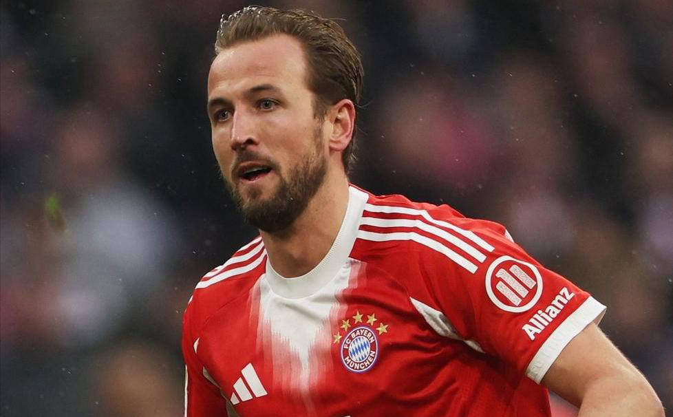 อัปเดตอันดับล่าสุดบุนเดสลีกา: ดอร์ทมุนด์เสมอ 2-2, บาเยิร์นชนะ 3-2, เลเวอร์คูเซ่นแพ้ 0-1_ฮอฟเฟ่นไฮม์_แฟรงค์เฟิร์ต_บาเยิร์น มิวนิค