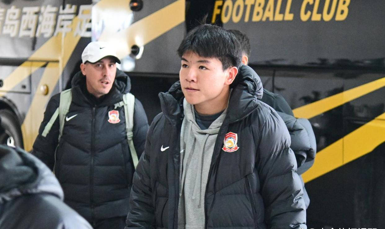 ซู ปิน ได้รับใบอนุญาตทำงานแล้ว แต่ยังคงถูกยืมตัวจากวูล์ฟส์ โดยนักเตะยอมรับว่าความสามารถของเขายังไม่ถึงมาตรฐานของทีมชุดใหญ่_ดิวิชั่นหนึ่ง_ลีกอังกฤษ_ความสำเร็จ