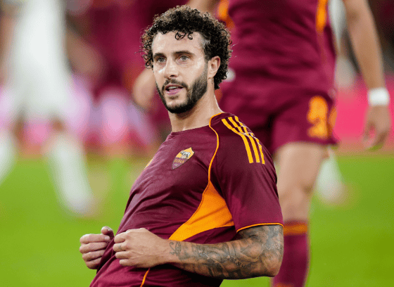 อาการบาดเจ็บซ้ำ! สื่อมิลานสปอร์ต รายงานว่า กองหลังตัวกลางของโรมา เอลโมโซ อาจพลาดเกมพบกับยูเวนตุส_การแข่งขัน_สถิติการพบกัน_การป้องกัน