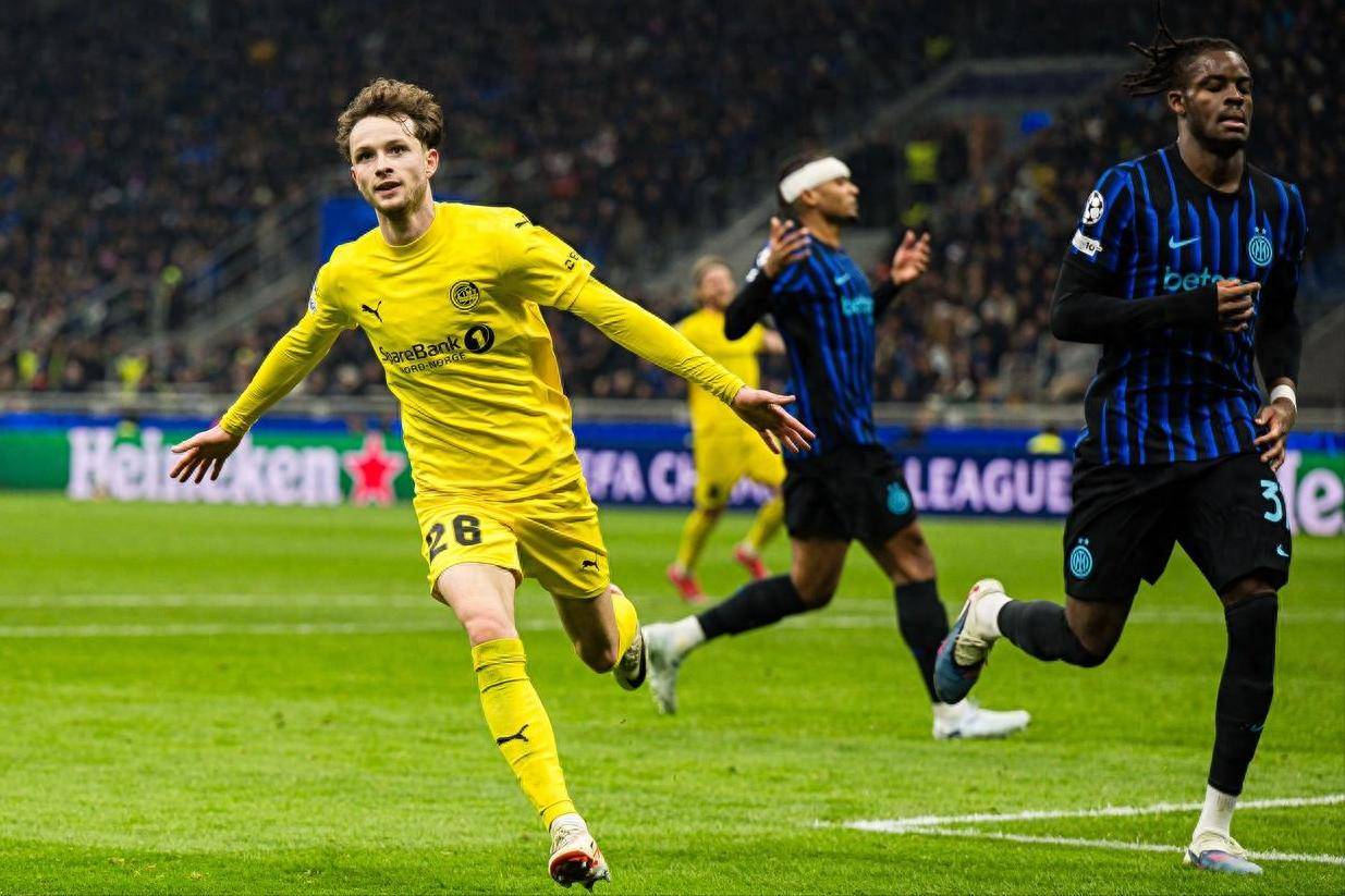 อินเตอร์ มิลาน ประสบปัญหาสองเด้งเมื่อ โบโด/กลิมท์ เขี่ยพวกเขาตกรอบ 16 ทีมสุดท้ายของแชมเปียนส์ลีก ฟอร์มการเล่นนอกบ้านถูกตำหนิว่าเป็นเพราะสนาม ส่วนฟอร์มการเล่นในบ้านถูกตำหนิว่าเป็นเพราะนัดชิงชนะเลิศกับลิเวอร์พูล, กัลโช่ เซเรีย อา