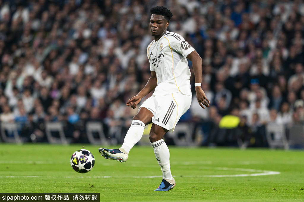 แชมเปียนส์ลีก รอบ 16 ทีมสุดท้ายยืนยันแล้ว: หกทีมจากพรีเมียร์ลีกผ่านเข้ารอบพร้อมกับสามทีมแกร่งจากลาลีกา โดยมีอตาลันต้าเป็นตัวแทนเดียวจากเซเรียอา ผ่านเข้ารอบร่วมกับอาร์เซนอล, สปอร์ติงซีพี และแมนเชสเตอร์ซิตี้