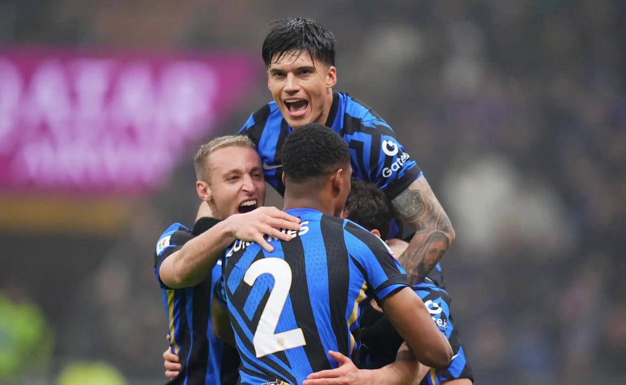 ค่ำคืนแห่งความมันส์ในแชมเปียนส์ลีก: หกทีมจากพรีเมียร์ลีกผ่านเข้ารอบ 16 ทีมสุดท้าย อินเตอร์ มิลาน ตกรอบอย่างน่าตกใจ แอตเลติโก มาดริด และไบเออร์ เลเวอร์คูเซ่น ผ่านเข้ารอบด้วยกัน หน้าแรก: โอลิมเปียกอส แอตเลติโก มาดริด ค่ำคืนแห่งความมันส์ในแชมเปียนส์ลีก: หกทีมจากพรีเมียร์ลีกผ่านเข้ารอบ 16 ทีมสุดท้าย อินเตอร์ มิลาน ตกรอบอย่างน่าตกใจ แอตเลติโก มาดริด และไบเออร์ เลเวอร์คูเซ่น ผ่านเข้ารอบด้วยกัน หน้าแรก: โอลิมเปียกอส แอตเลติโก มาดริด