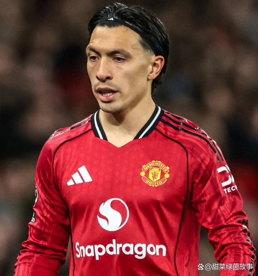 อัปเดตอาการบาดเจ็บของแมนเชสเตอร์ ยูไนเต็ด: เผยวันคืนสนามที่เป็นไปได้ของลิซานโดร มาร์ติเนซ, คาร์ริคให้ข้อมูลล่าสุด วันแข่งขัน: เอฟเวอร์ตัน