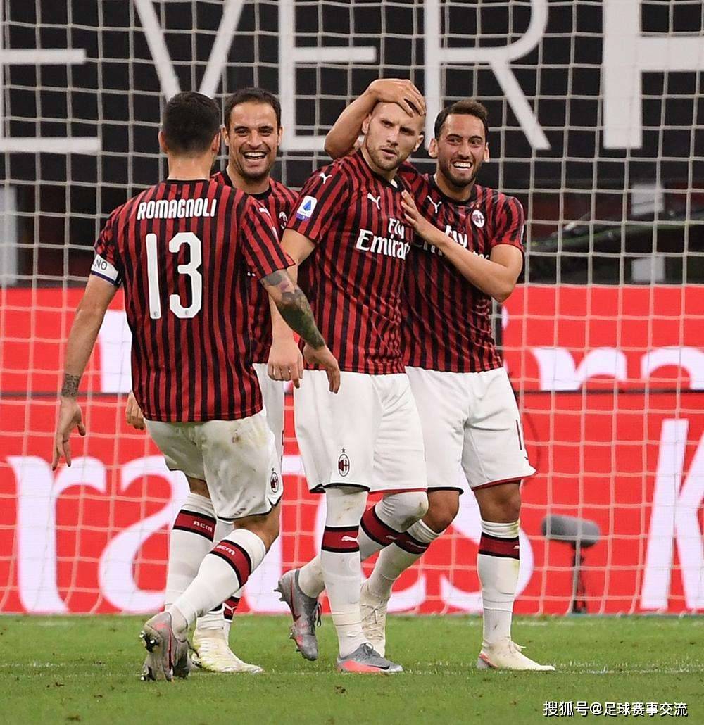 ฟุตบอลวันนี้: เครโมเนเซ่ พบ เอซี มิลาน, ฟูแล่ม พบ ท็อตแน่ม ฮ็อทสเปอร์ การแข่งขันในบ้าน | ลีก | ฟอร์ม