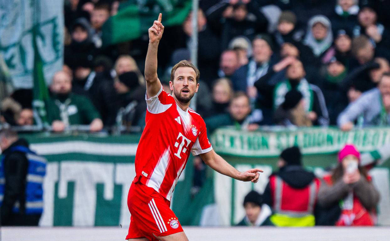 พรีวิวศึกดาร์บี้เยอรมัน: กองหน้าตัวท็อปปะทะแนวรับแข็งแกร่ง – ใครจะคว้าชัยในศึกบาเยิร์น vs ดอร์ทมุนด์? บุนเดสลีกา | ฤดูกาลนี้ | ยูฟ่าแชมเปียนส์ลีก