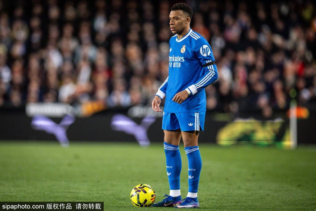 ข่าวด่วน! อาการบาดเจ็บที่หัวเข่าซ้ายของเอ็มบัปเป้ยังไม่หายดี มีแนวโน้มจะพลาดเกมแชมเปียนส์ลีก รอบ 16 ทีมสุดท้าย นัดแรก พบกับแมนเชสเตอร์ ซิตี้_การแข่งขัน_เรอัล มาดริด_คู่แข่ง