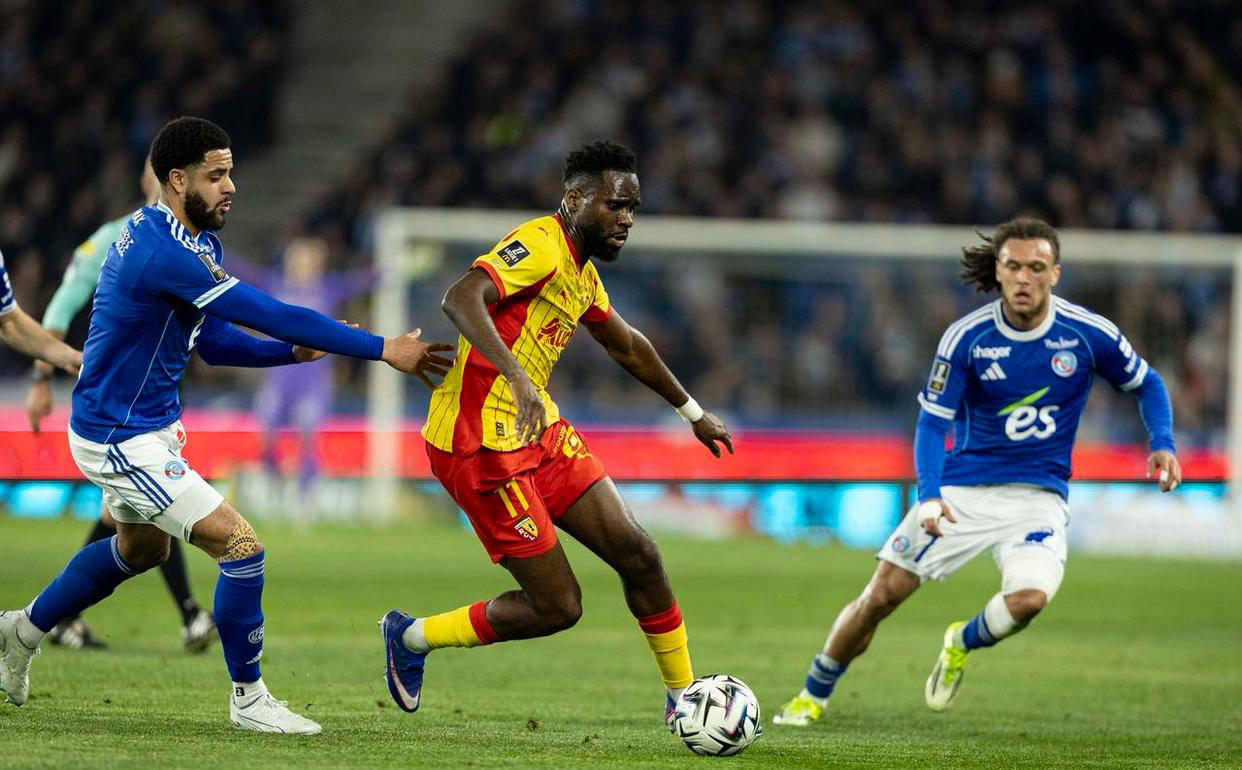 อันดับล่าสุดของลีกเอิง 1 ออกมาแล้ว: สตราส์บูร์กเสมอกับเลนส์ 1-1, ปารีส แซงต์-แชร์กแมงเก็บชัยชนะได้สำเร็จ การแข่งขัน: มาร์กเซย ยูฟ่าแชมเปียนส์ลีก